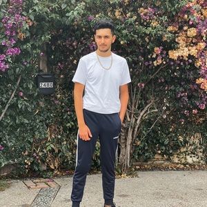 Meet your Posher, Miled